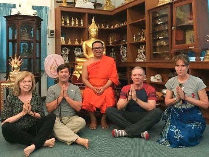 Monk Chat Buddhist Chiang Mai Thailand Phra KK