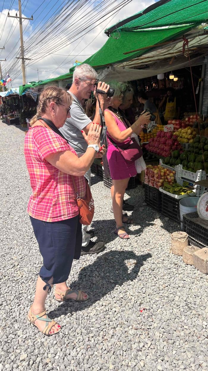 Viist local market