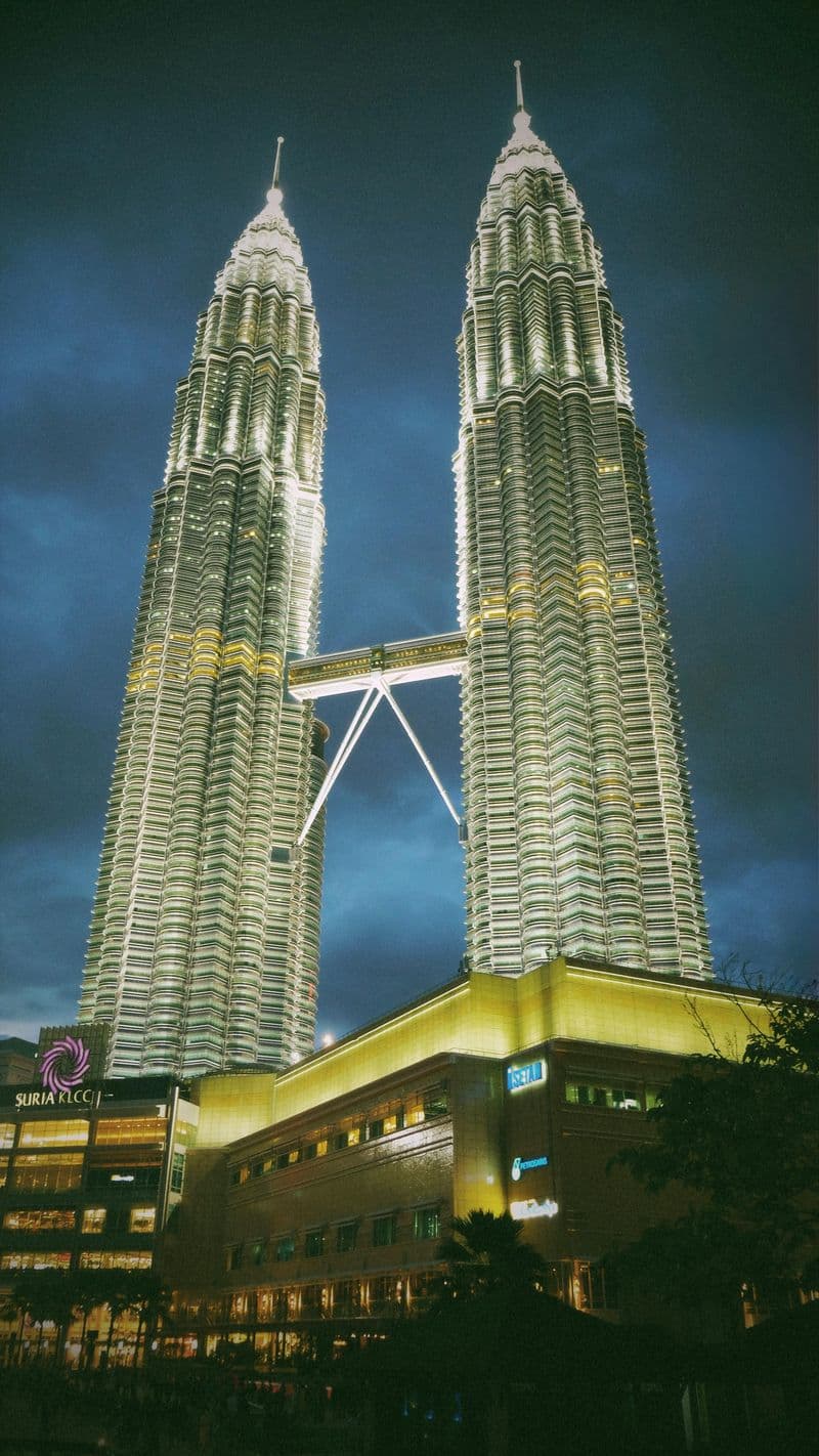 Petronas Tower Kuala Lumpur